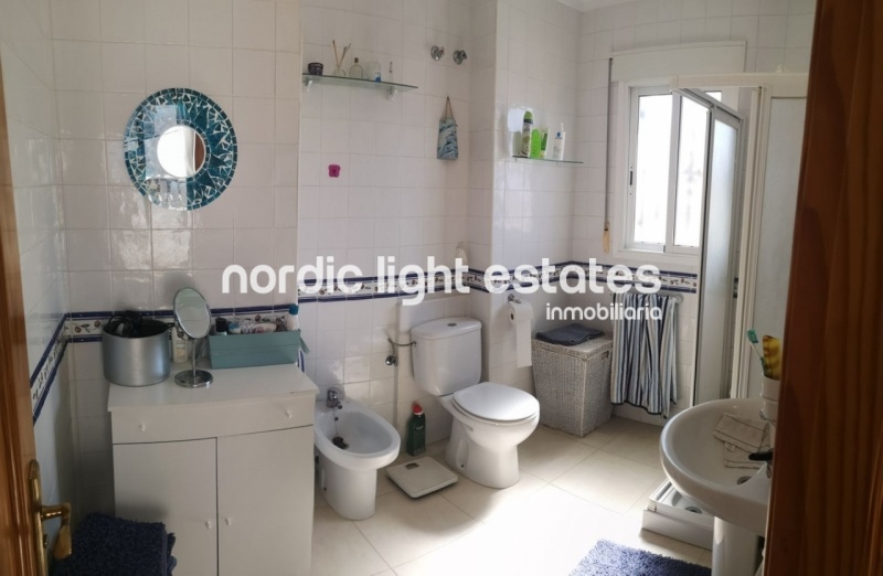 Good sized villa with pool and sea views in Torrox Costa