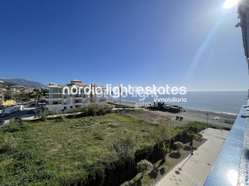 Stunning beachfront apartment in Torrox Costa 