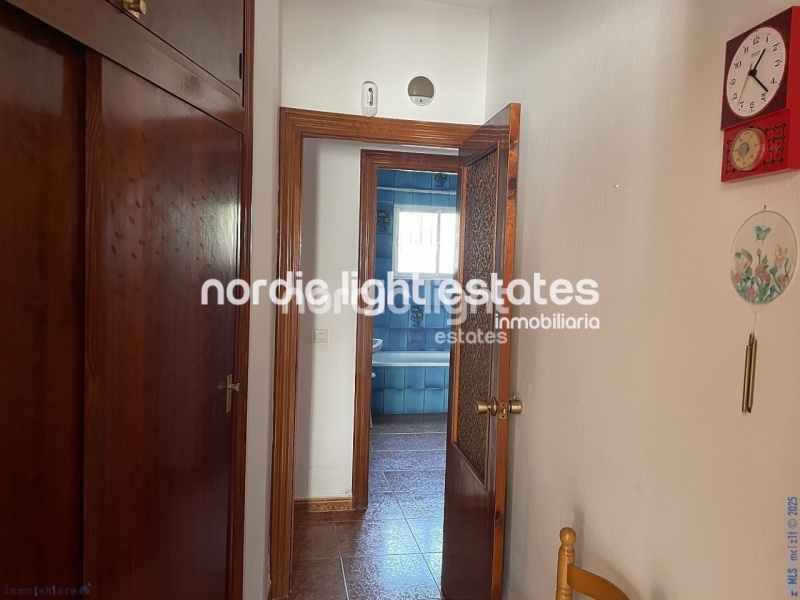 Linda casa con una parcela de 1.300m2 en Torrox Costa