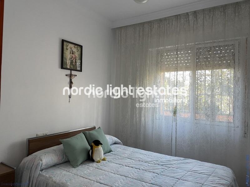 Linda casa con una parcela de 1.300m2 en Torrox Costa