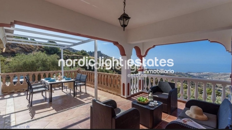 Fantástica villa de campo a solo 3 kilómetros de Torrox 
