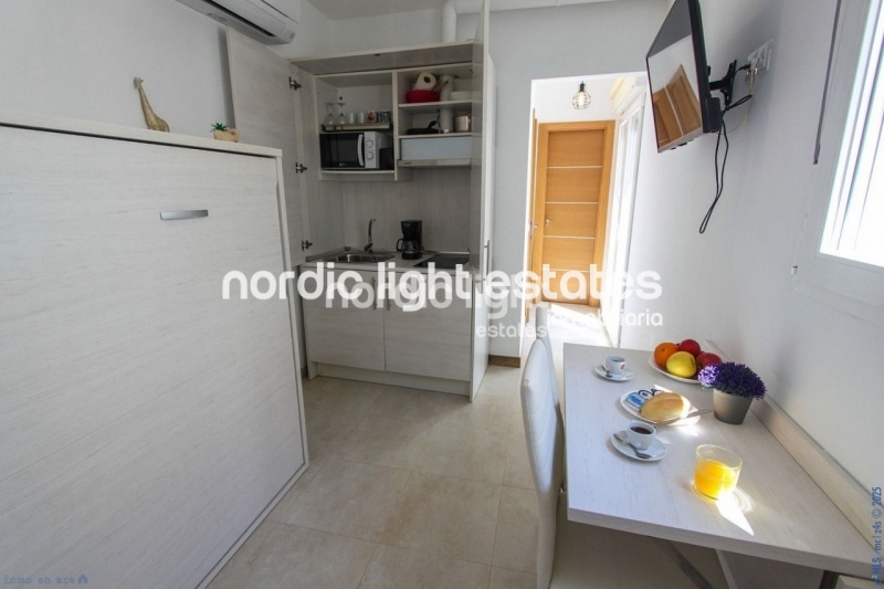 Casa adosada con 3 estudios reformados en Torrox