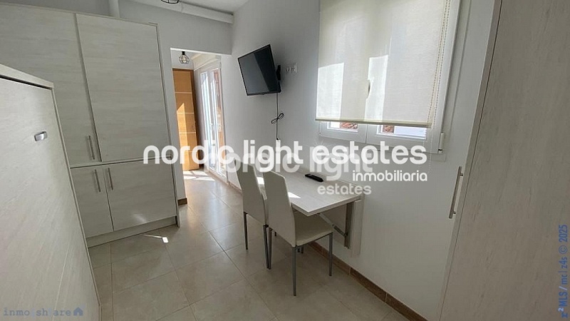 Casa adosada con 3 estudios reformados en Torrox