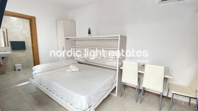 Casa adosada con 3 estudios reformados en Torrox