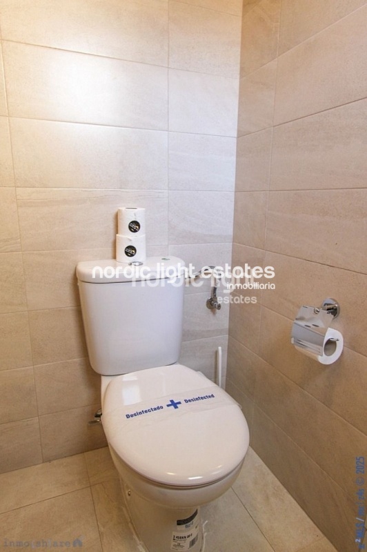 Casa adosada con 3 estudios reformados en Torrox