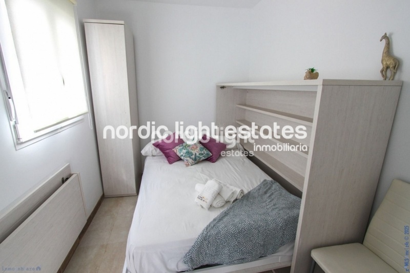 Casa adosada con 3 estudios reformados en Torrox
