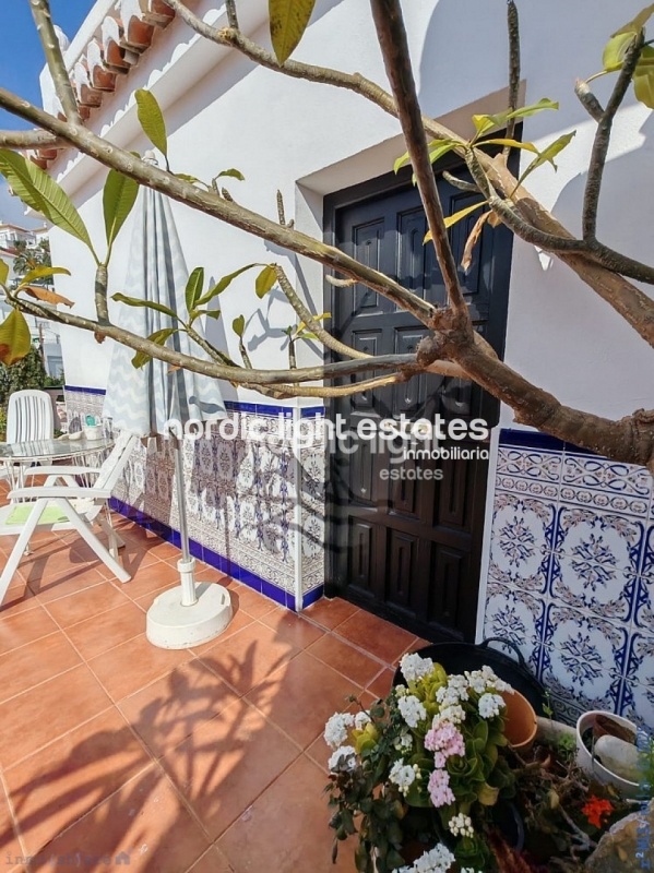 Impresionante villa en Nerja, 5 dormitorios. 