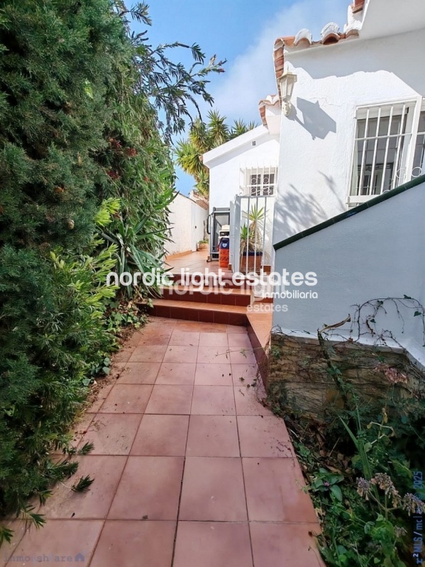 Impresionante villa en Nerja, 5 dormitorios. 