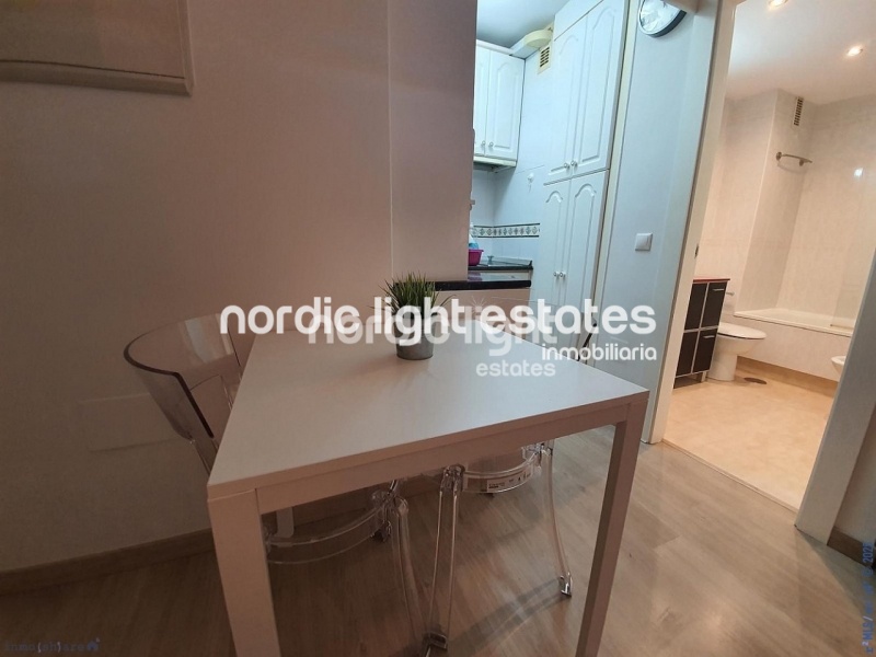 Moderno apartamento zona Avenida Barcelona en Málaga, plaza de garaje y trastero