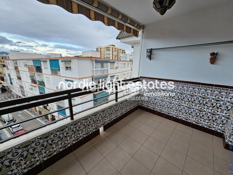 Amplio piso con 3 dormitorios en Torre del Mar