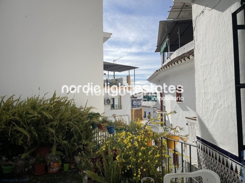 Encanto andaluz y grandes posibilidades en Torrox Pueblo