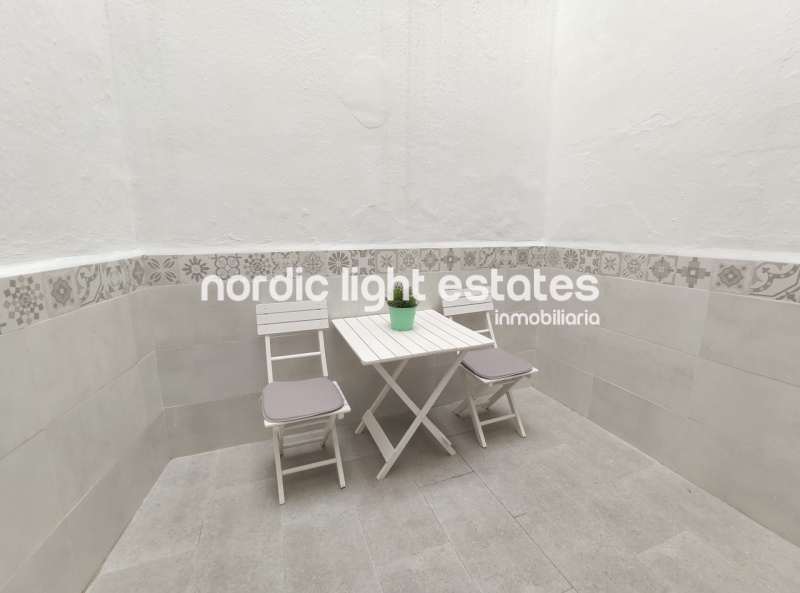 Similar properties Long term. Refurbished apartment in the historic center of Nerja 