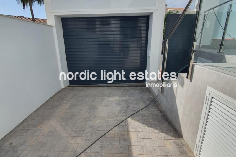 Villa a estrenar en Nerja