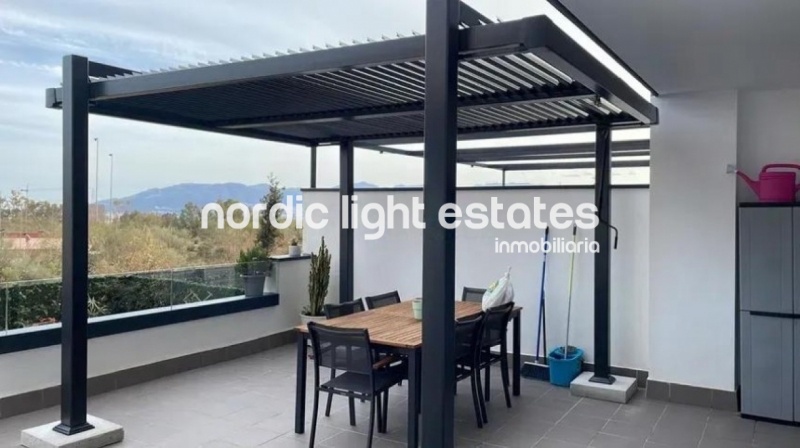 Exclusivo apartamento con terraza de 50m2 en Cañaveral, Málaga 