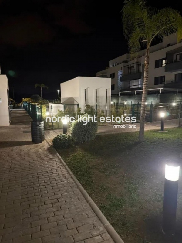 Exclusivo apartamento con terraza de 50m2 en Cañaveral, Málaga 