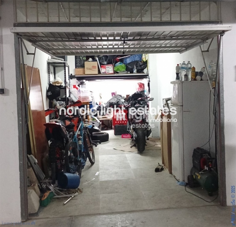 Garaje de 21m2 en Burriana Alta, Nerja