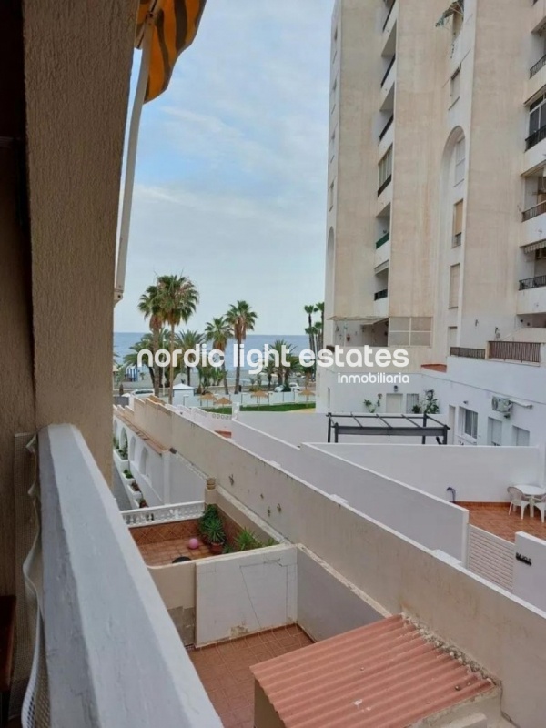 Apartamento en primera línea de la playa en Almuñécar