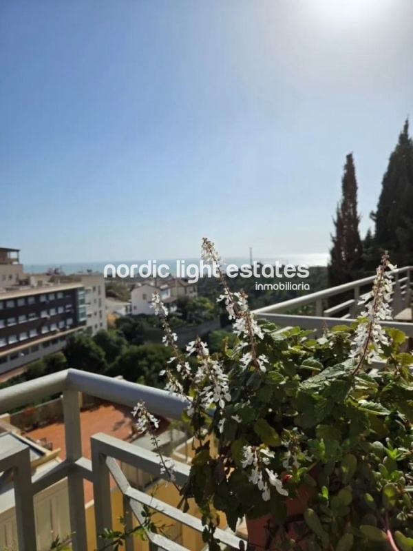 Apartamento con plaza de garaje en Rincón de la Victoria 