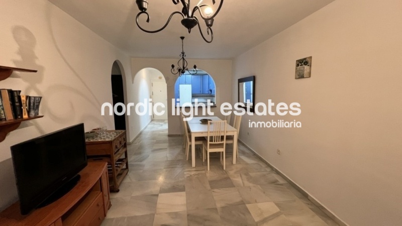 Exclusivo apartamento con parking en primera línea de la playa del Peñoncillo, Torrox Costa