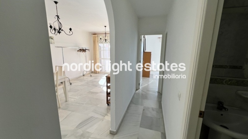 Exclusivo apartamento con parking en primera línea de la playa del Peñoncillo, Torrox Costa