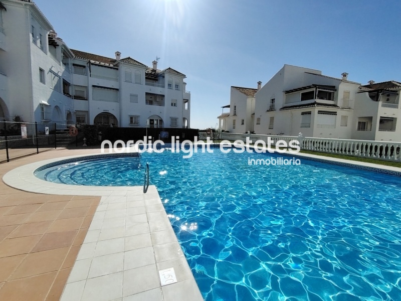 Ubicación inmejorable. Exclusivo apartamento en Fuentes de Nerja, Torrecilla