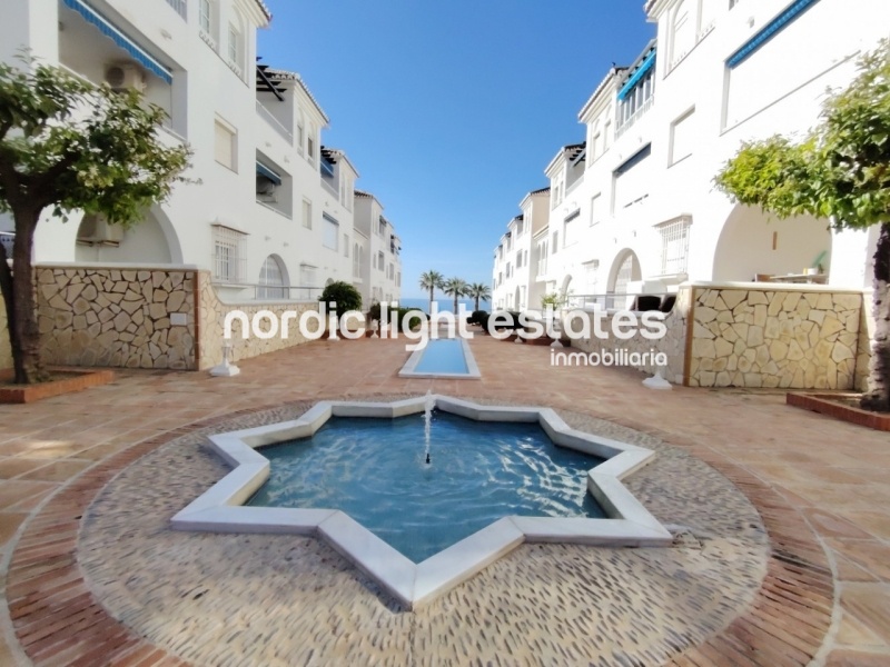 Ubicación inmejorable. Exclusivo apartamento en Fuentes de Nerja, Torrecilla