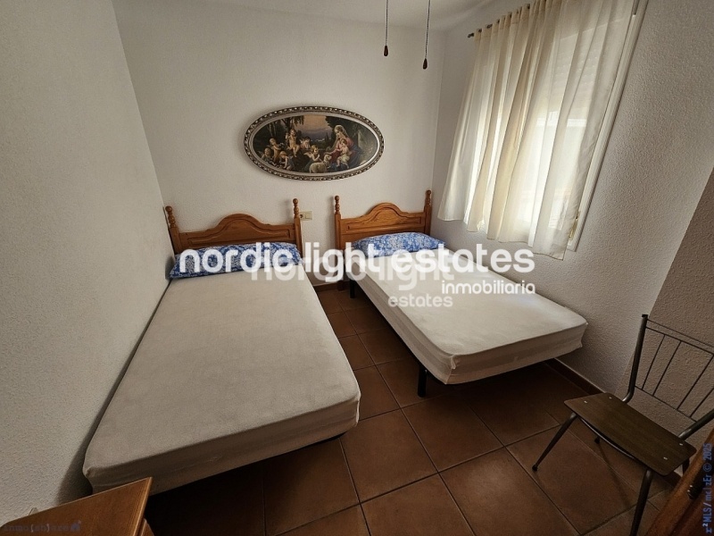 Apartment in a well-maintained gates community in Torrox Costa