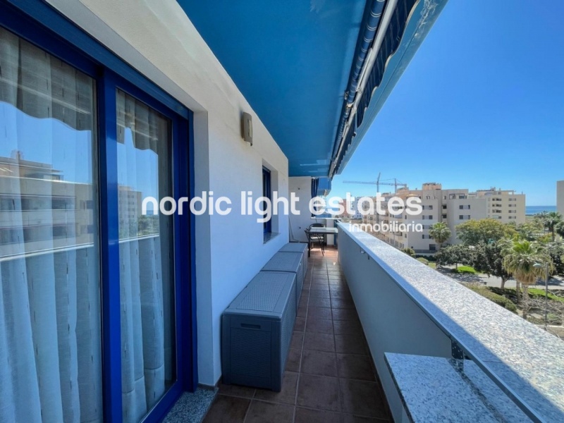 Atractivo apartamento con plaza de garaje a 300 metros de la playa en Torre del Mar 