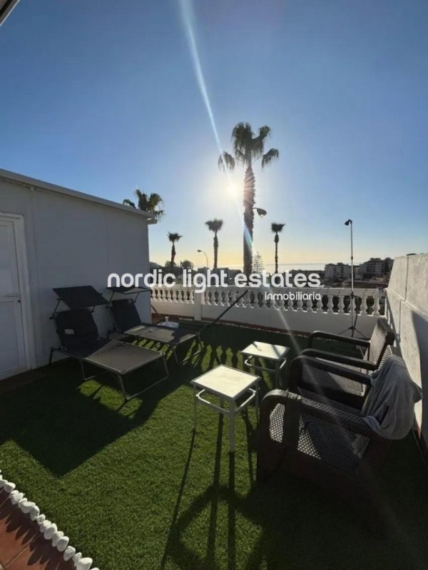 Apartamento con terraza de 76m2 y plaza de garaje en Almuñécar 