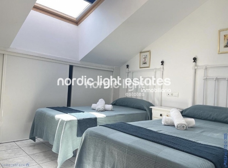 Hotel 9 dormitorios, 9 baños en Torrox