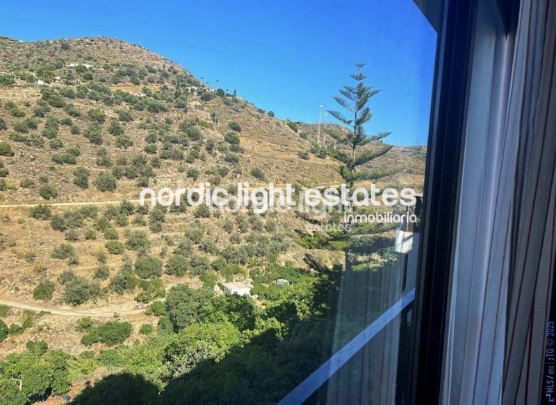 Hotel 9 dormitorios, 9 baños en Torrox