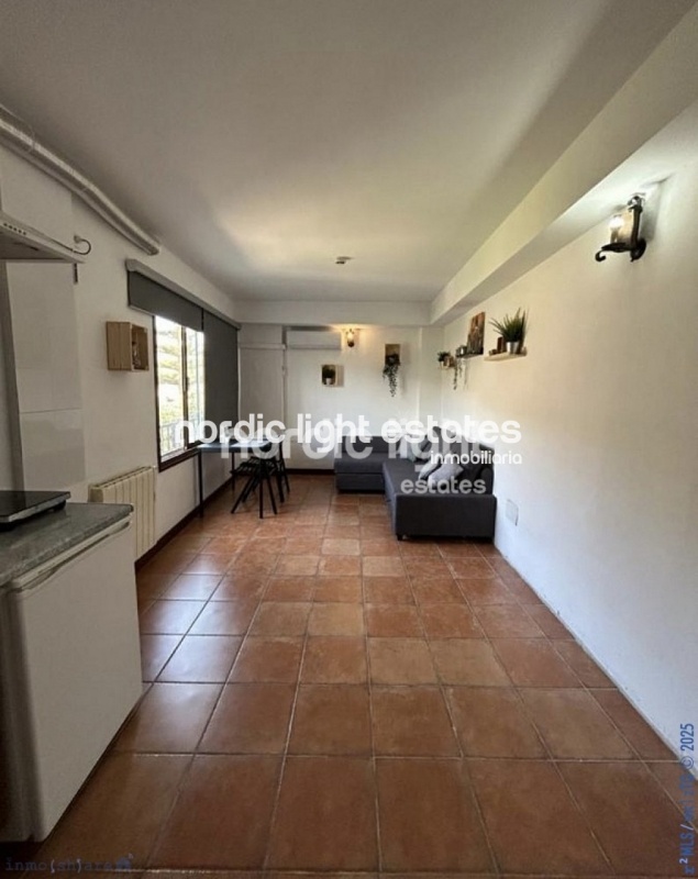 Hotel 9 dormitorios, 9 baños en Torrox
