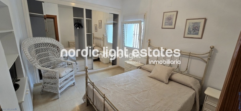 Encantadora casa independiente garaje, 3 dormitorios, 2 baños en Benajarafe