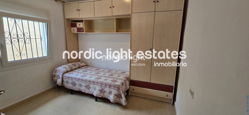 Encantadora casa independiente garaje, 3 dormitorios, 2 baños en Benajarafe