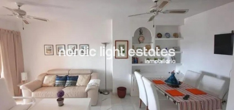 Excelente apartamento con vistas al mar en primera linea de la playa