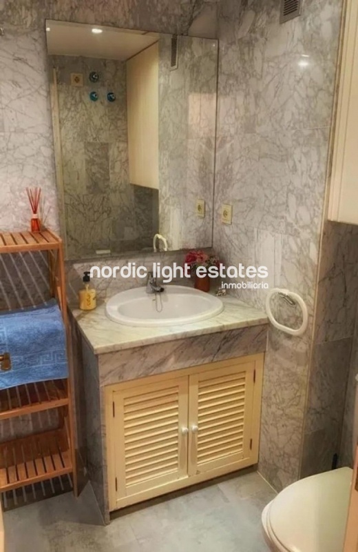 Excelente apartamento con vistas al mar en primera linea de la playa
