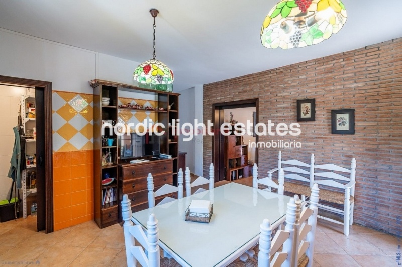 Alquiler con opción a compra posible. Exclusiva villa de campo en Torrox