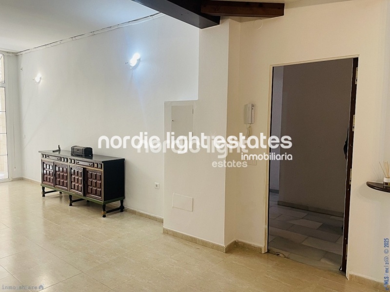 Apartamento con carácter andaluz completamente reformado en Nerja