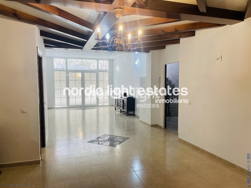 Apartamento con carácter andaluz completamente reformado en Nerja