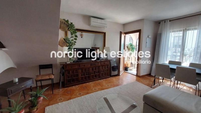 Magnificent townhouse close to Burriana Beach and to the center in Nerja