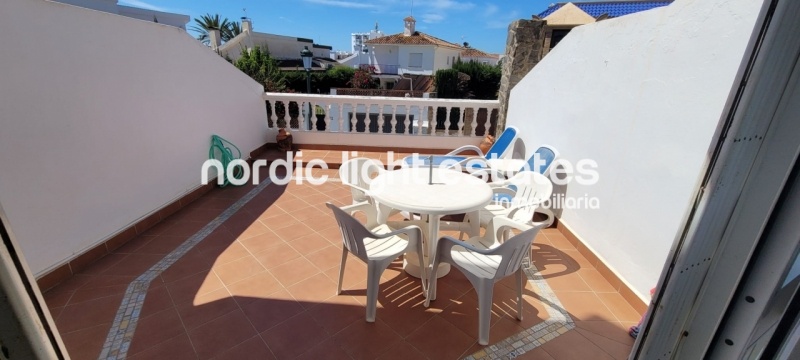 Preciosa casa en la urbanización Bajamar II en Nerja
