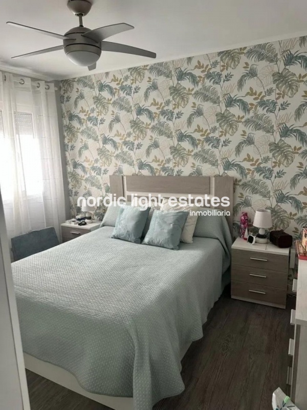 Excelente apartamento frente al mar con plaza de garaje y trastero en Benajarafe