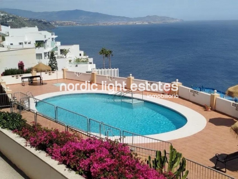 Apartamento con espectaculares vistas al mar en Almuñécar