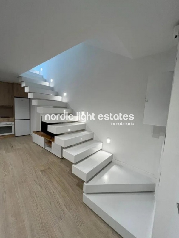 Moderna casa de nueva construcción en la zona residencial Sierra Blanquilla en Málaga capital