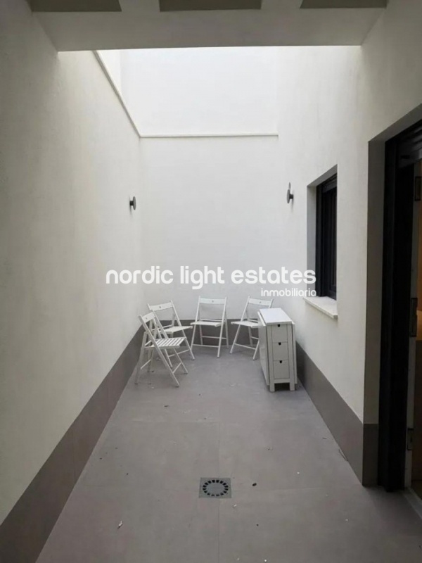 Moderna casa de nueva construcción en la zona residencial Sierra Blanquilla en Málaga capital