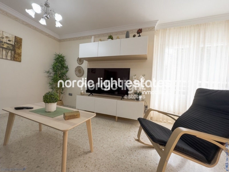 Espacioso y luminoso apartamento en el corazón de Torre del Mar