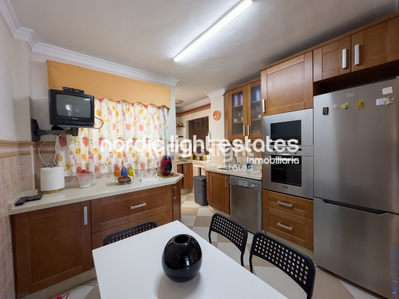 Espacioso y luminoso apartamento en el corazón de Torre del Mar