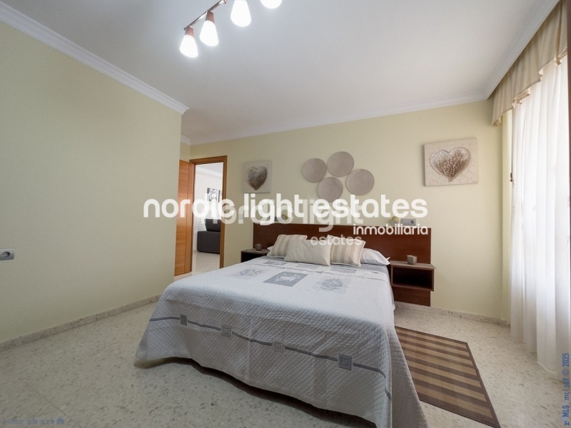 Espacioso y luminoso apartamento en el corazón de Torre del Mar
