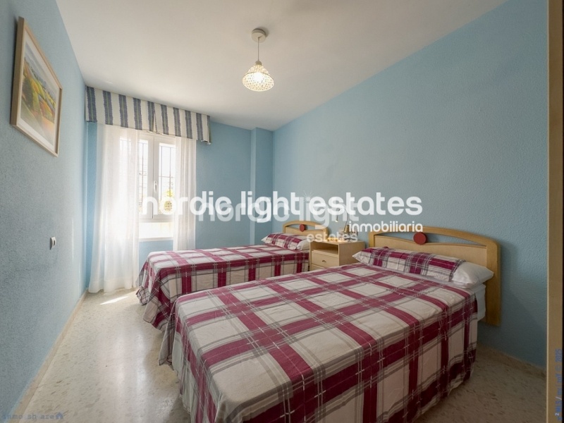 Espacioso y luminoso apartamento en el corazón de Torre del Mar