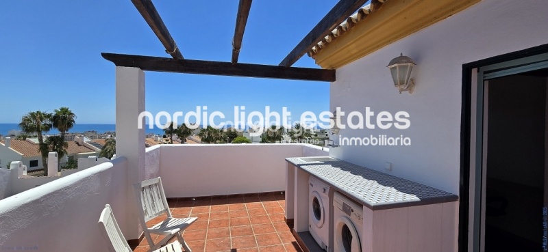 Spacious terraced house with a lots of outside space and garage for 2 cars in Torre del Mar 